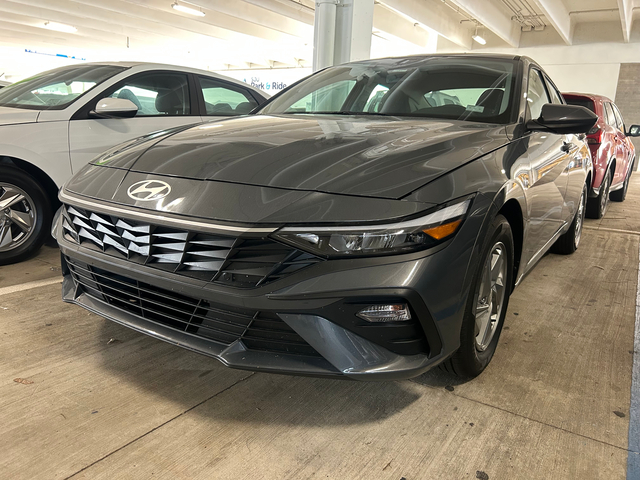 2026 Hyundai Elantra SE 4dr Sedan (2.0L 4cyl CVT)