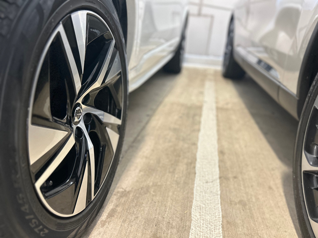 2022 Volvo XC90 Recharge Plug-In Hybrid Recharge Plug-In Hybrid T8 Inscription 4dr SUV AWD (2.0L 4cyl Twincharger gas/electric plug-in hybrid 8A)