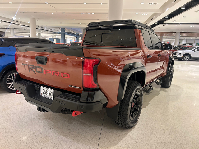 2024 Toyota Tacoma 4WD TRD Pro 4dr Double Cab 4WD 5.0 ft. SB (2.4L 4cyl Turbo gas/electric hybrid 8A)