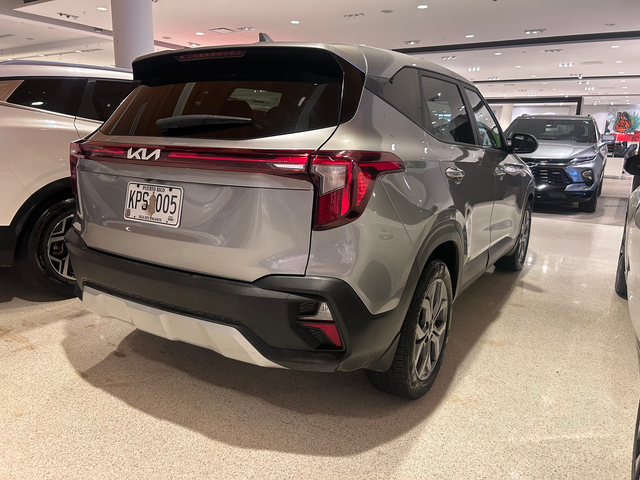 2025 Kia Seltos LX 4dr SUV AWD (2.0L 4cyl CVT)