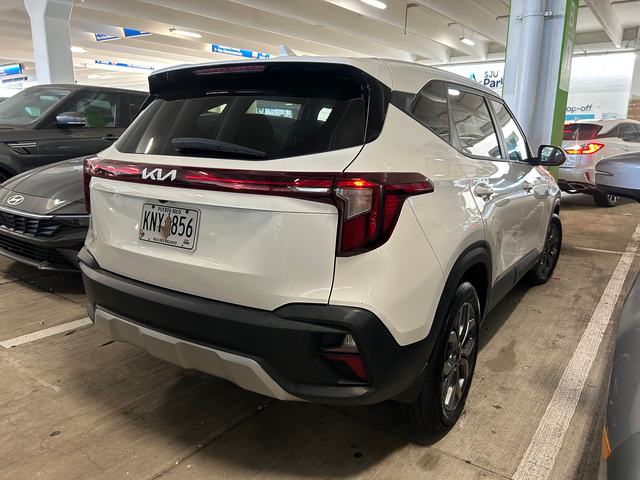 2025 Kia Seltos LX 4dr SUV AWD (2.0L 4cyl CVT)