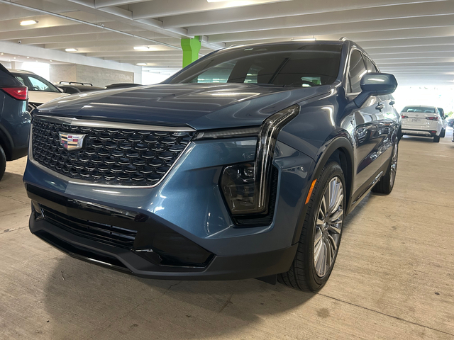 2024 Cadillac XT4 Luxury 4dr SUV (2.0L 4cyl Turbo 9A)