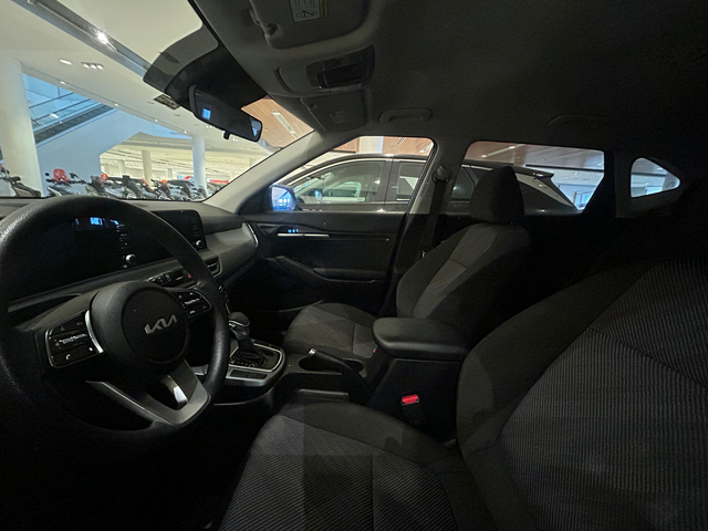 2025 Kia Seltos LX 4dr SUV AWD (2.0L 4cyl CVT)