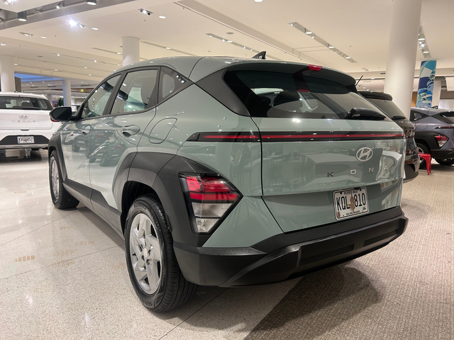 2025 Hyundai Kona SE 4dr SUV (2.0L 4cyl CVT)