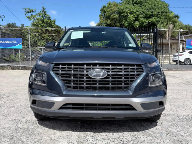 2023 Hyundai Venue SE