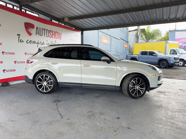 2023 Porsche Cayenne