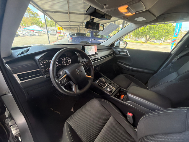 2024 Mitsubishi Outlander