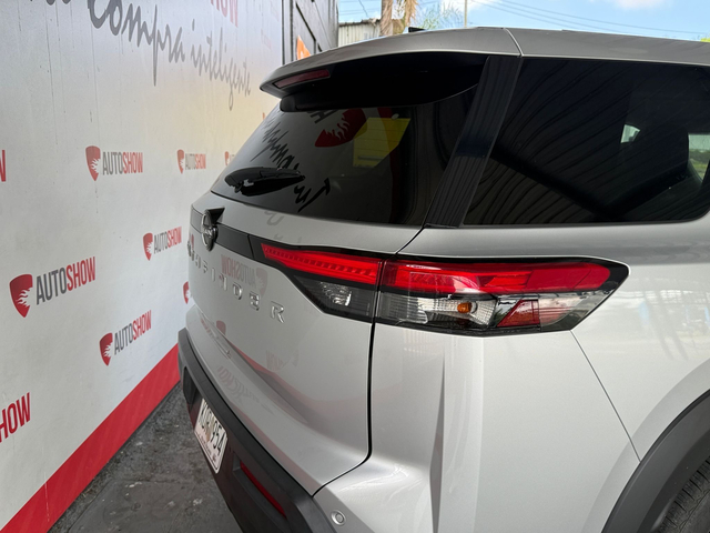 2023 Nissan Pathfinder S