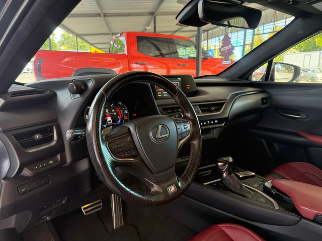 2022 Lexus UX UX 200 F SPORT