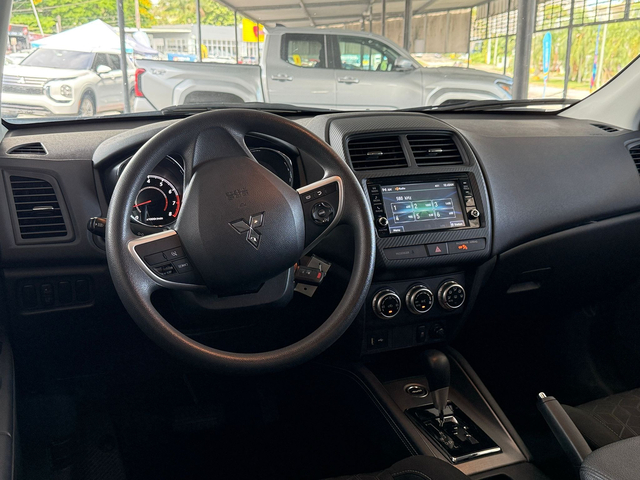 2024 Mitsubishi Outlander Sport S