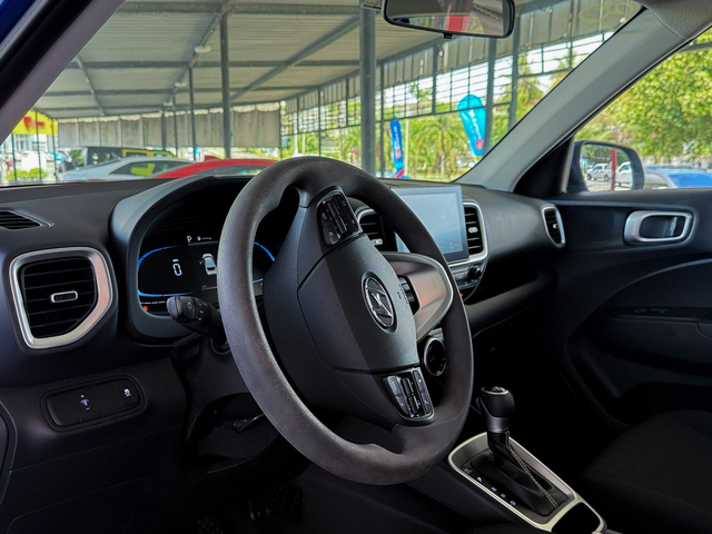 2023 Hyundai Venue SE