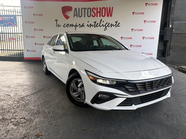 2025 Hyundai Elantra SE