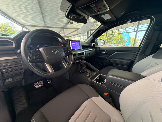 2025 Toyota Tacoma 2WD SR5