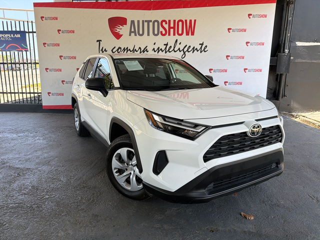 2025 Toyota RAV4 LE