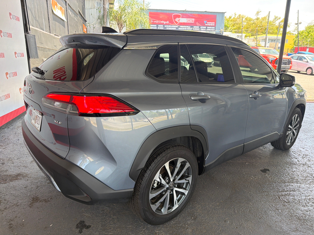 2025 Toyota Corolla Cross XLE
