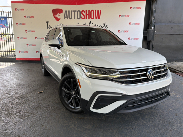2023 Volkswagen Tiguan SE