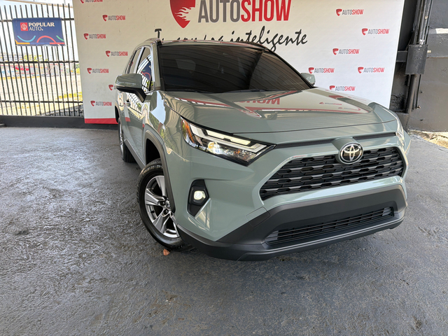 2024 Toyota RAV4 XLE