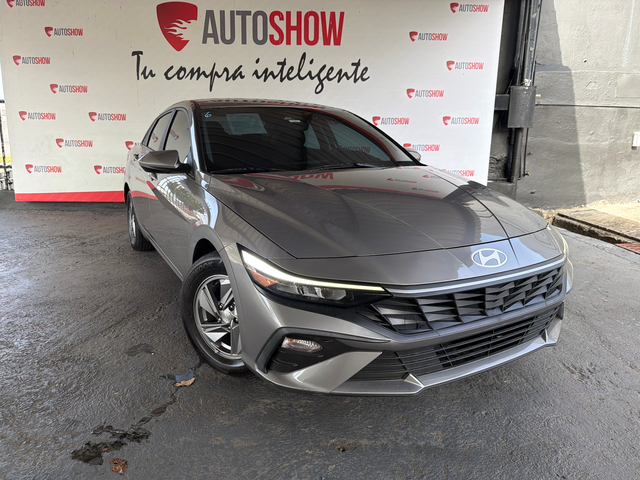 2024 Hyundai Elantra SE