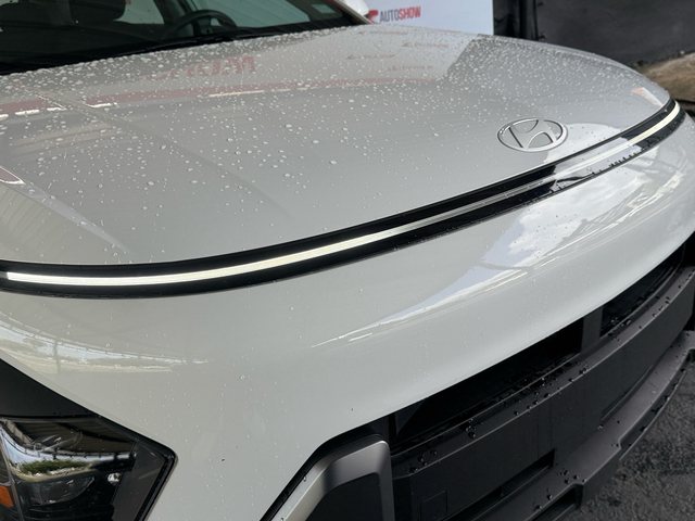 2025 Hyundai Kona SE