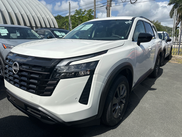 2026 Nissan Pathfinder SV
