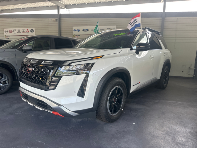 2026 Nissan Pathfinder SV