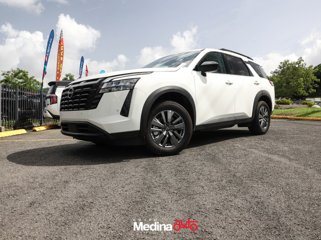 2026 Nissan Pathfinder SV