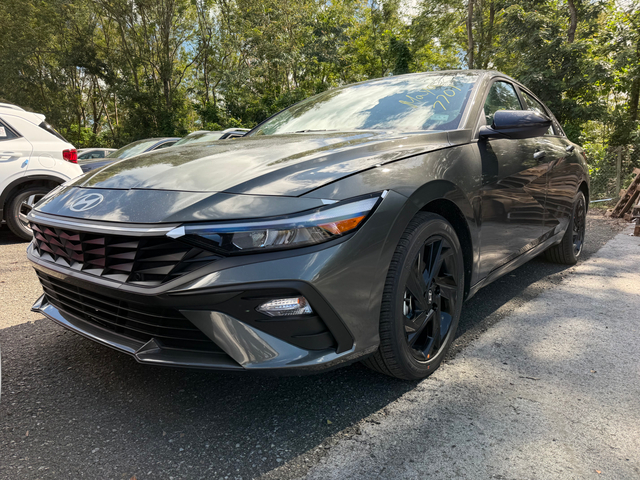 Hyundai Elantra SEL Sport 2026