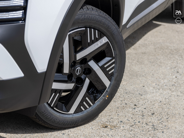 Nissan Kicks SV 2.0L CVT FWD 2026