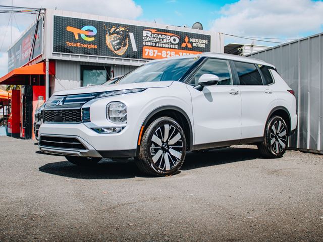 2026 Mitsubishi Outlander SE