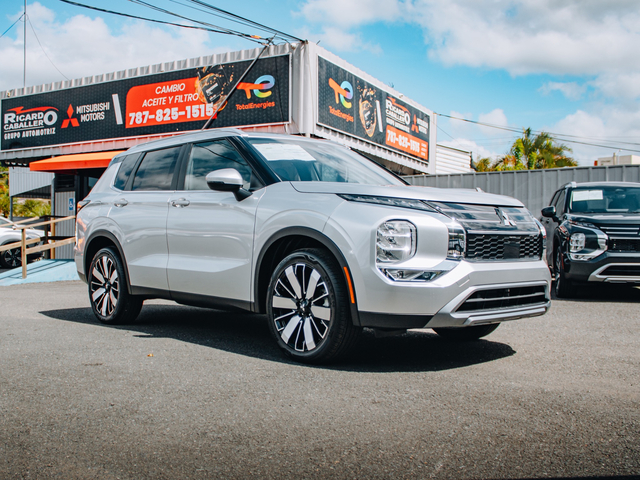 2026 Mitsubishi Outlander SE
