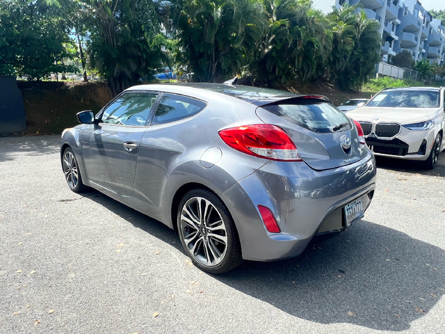 2016 Hyundai Veloster