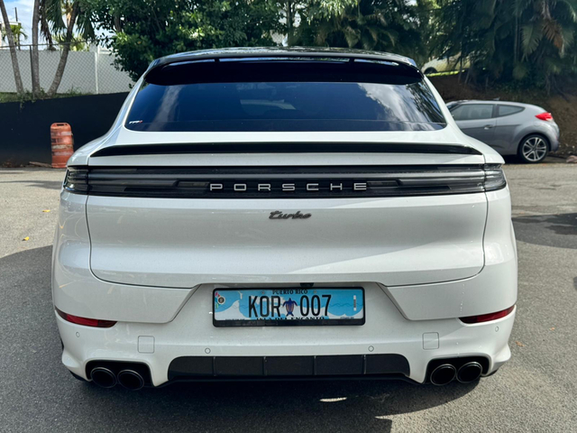 2025 Porsche Cayenne Turbo E-Hybrid