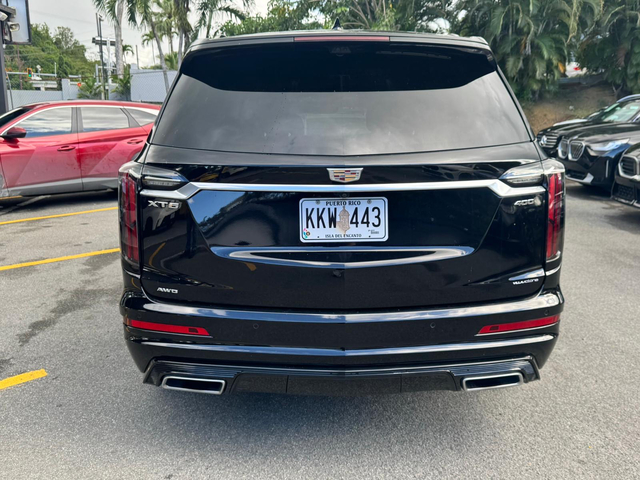 2022 Cadillac XT6 Sport