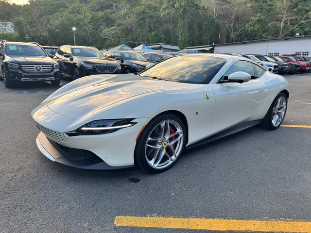 2021 Ferrari Roma