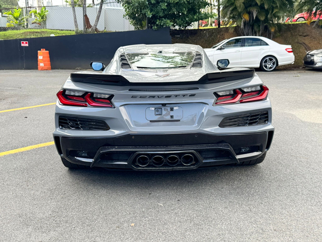 2025 Chevrolet Corvette 1LZ