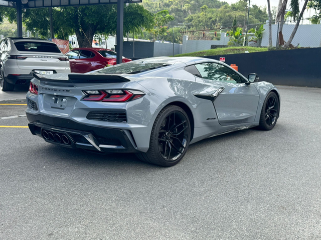 2025 Chevrolet Corvette 1LZ