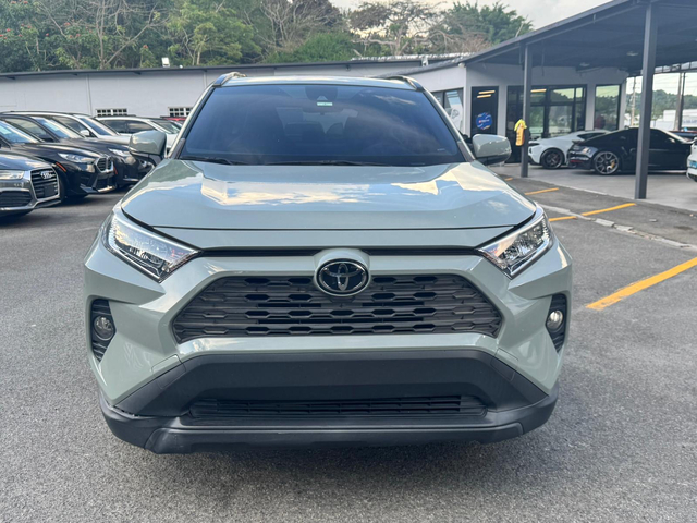2021 Toyota RAV4 XLE Premium