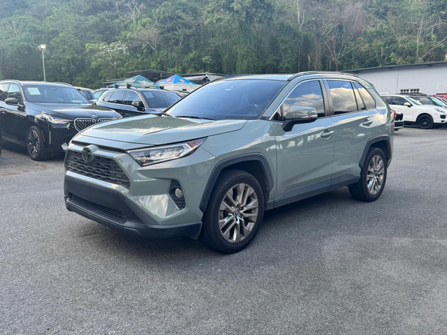 2021 Toyota RAV4 XLE Premium
