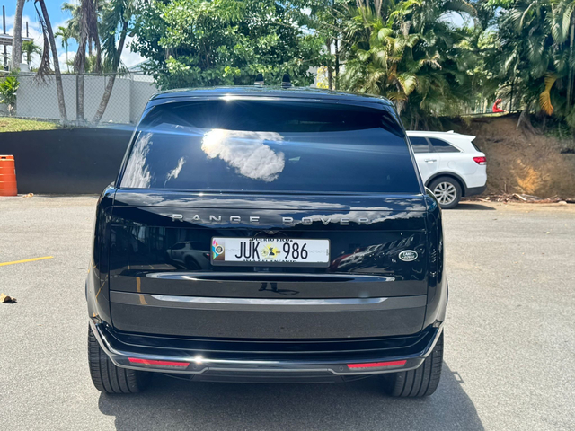 2023 Land Rover Range Rover SE