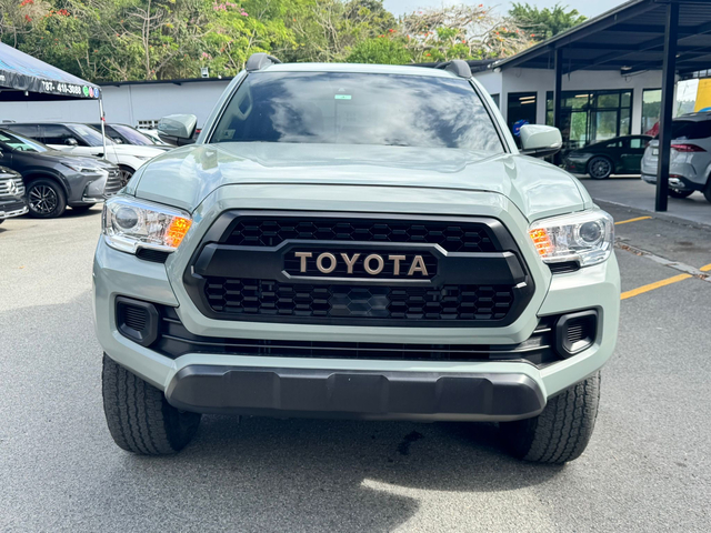 2023 Toyota Tacoma 4WD SR