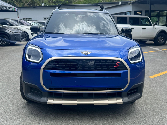2025 MINI Countryman S