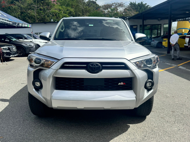 2024 Toyota 4Runner SR5