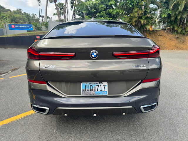 2022 BMW X6 xDrive40i