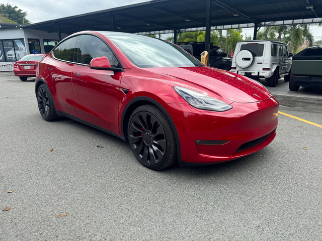 2022 Tesla Model Y Performance