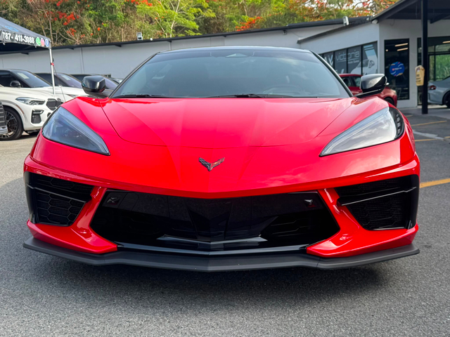 2025 Chevrolet Corvette 2LT
