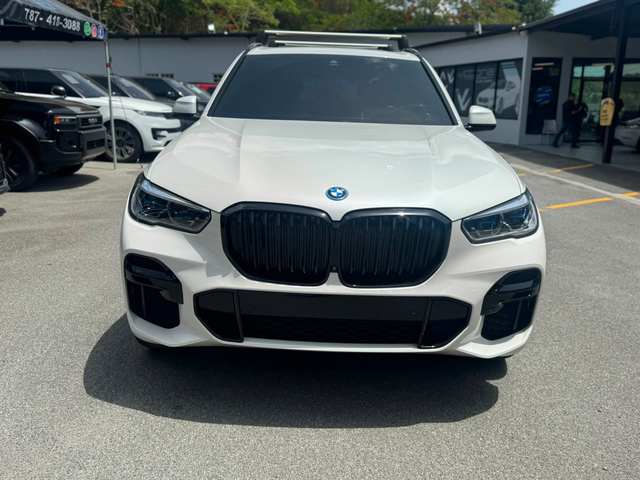 2023 BMW X5 xDrive45e