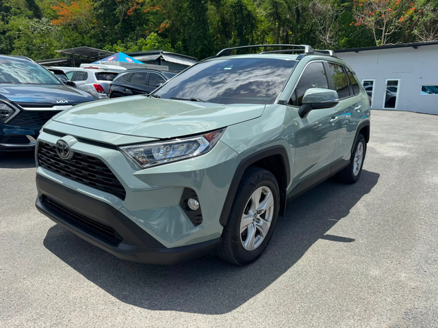 2021 Toyota RAV4 XLE