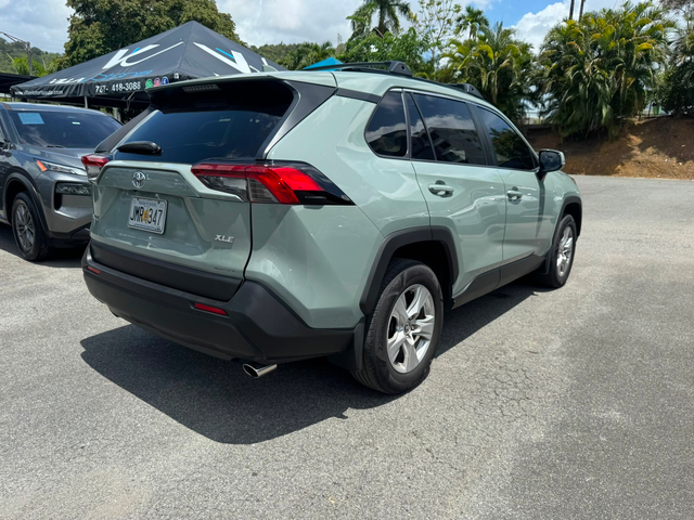 2021 Toyota RAV4 XLE