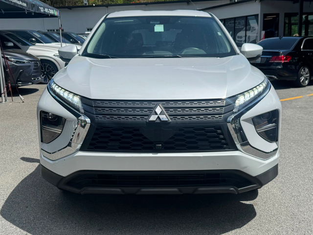 2025 Mitsubishi ECLIPSE CROSS ES