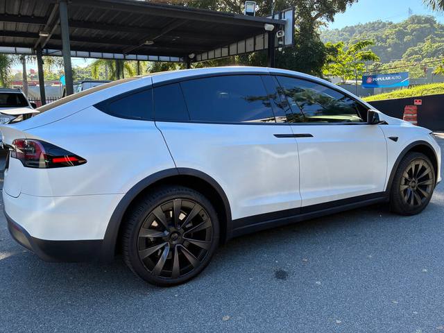 2024 Tesla Model X